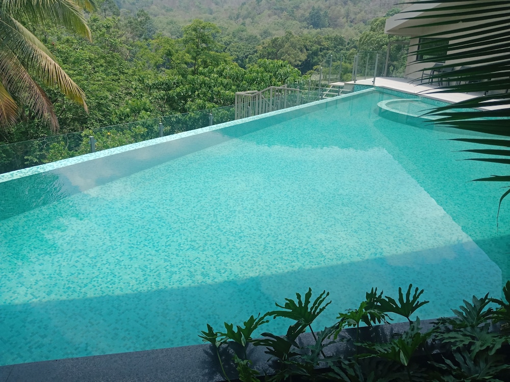 Niraamaya Retreats Samroha, Atthirappilly 41/62