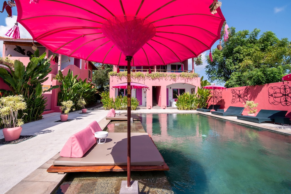 PinkCoco Uluwatu - Constant Surprises & for Cool Adults Only 46/50