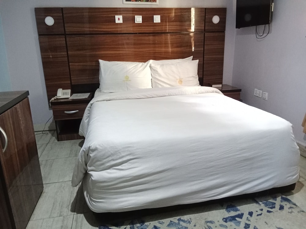 Degok Hotel 17/50