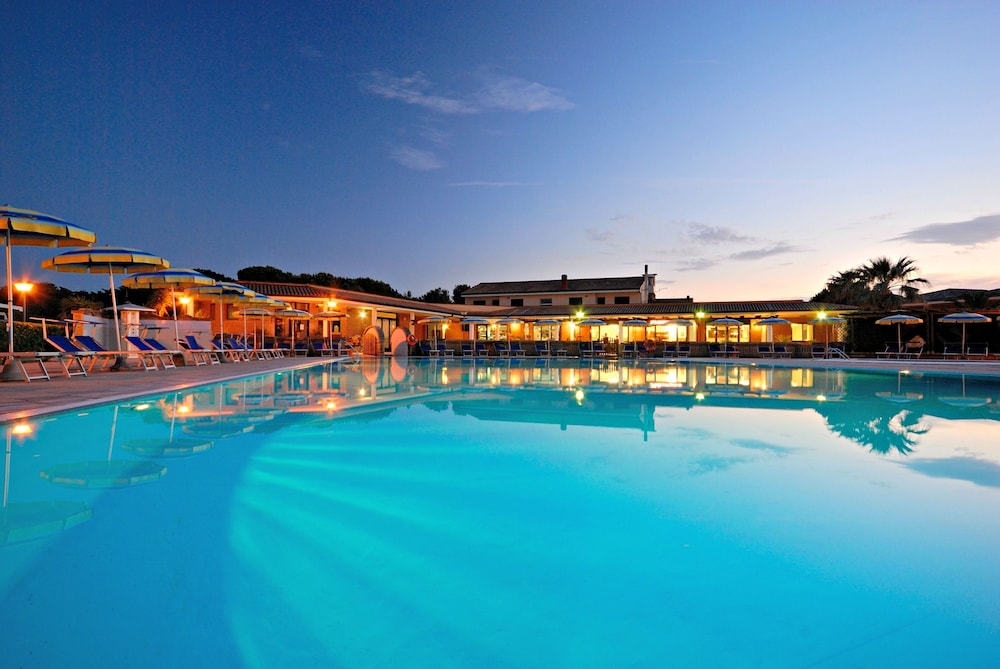Villaggio Turistico Residence La Cecinella 10/77