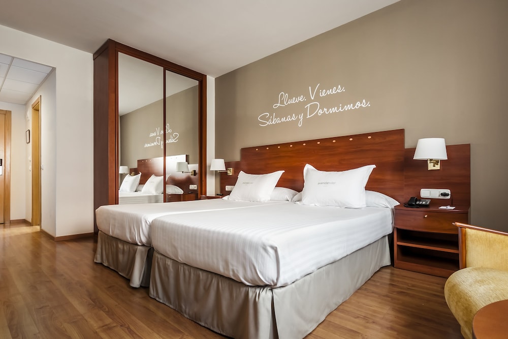 ROOM, SINGLE, DOUBLE BED