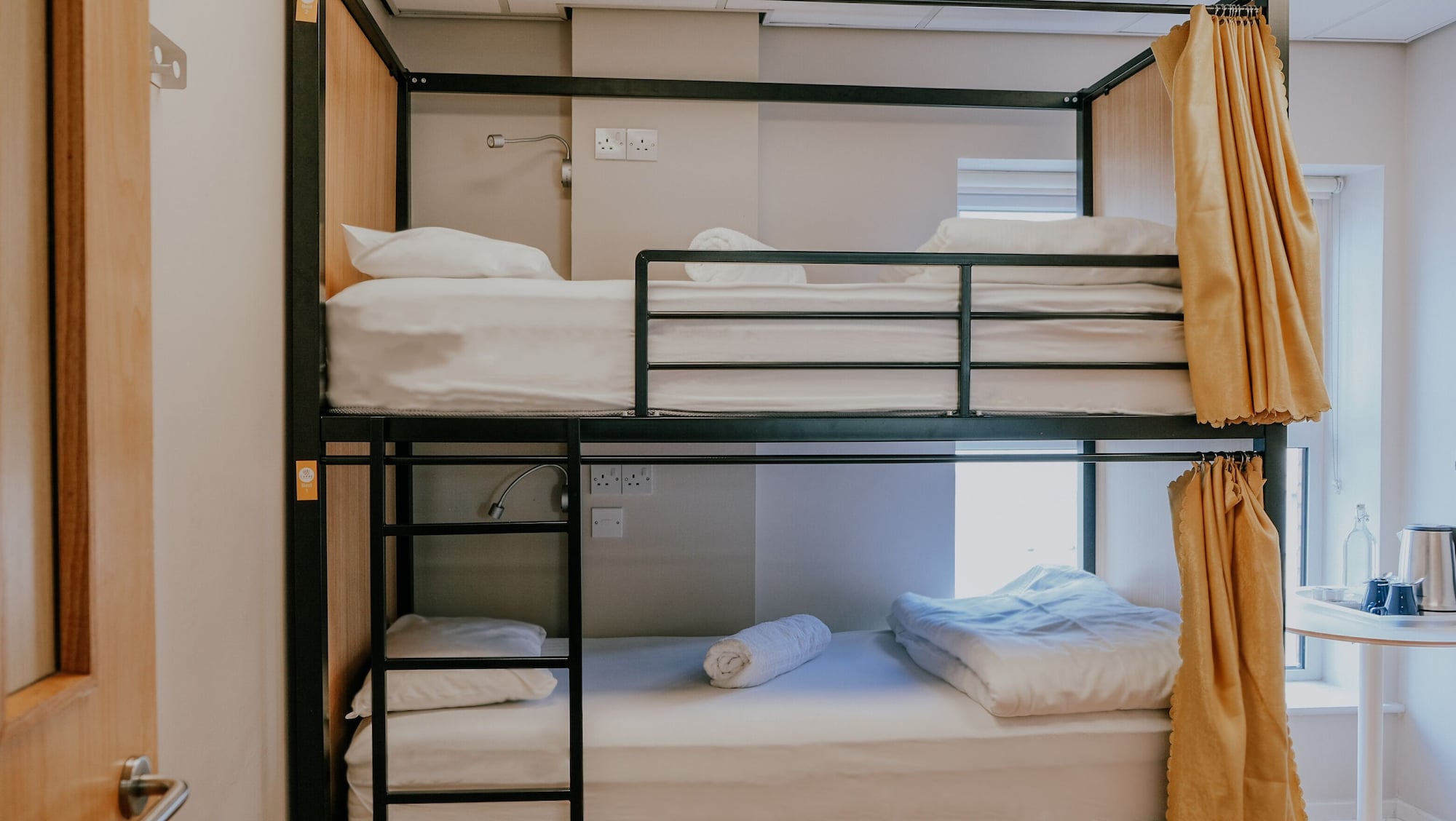 STANDARD, TWIN BEDS
