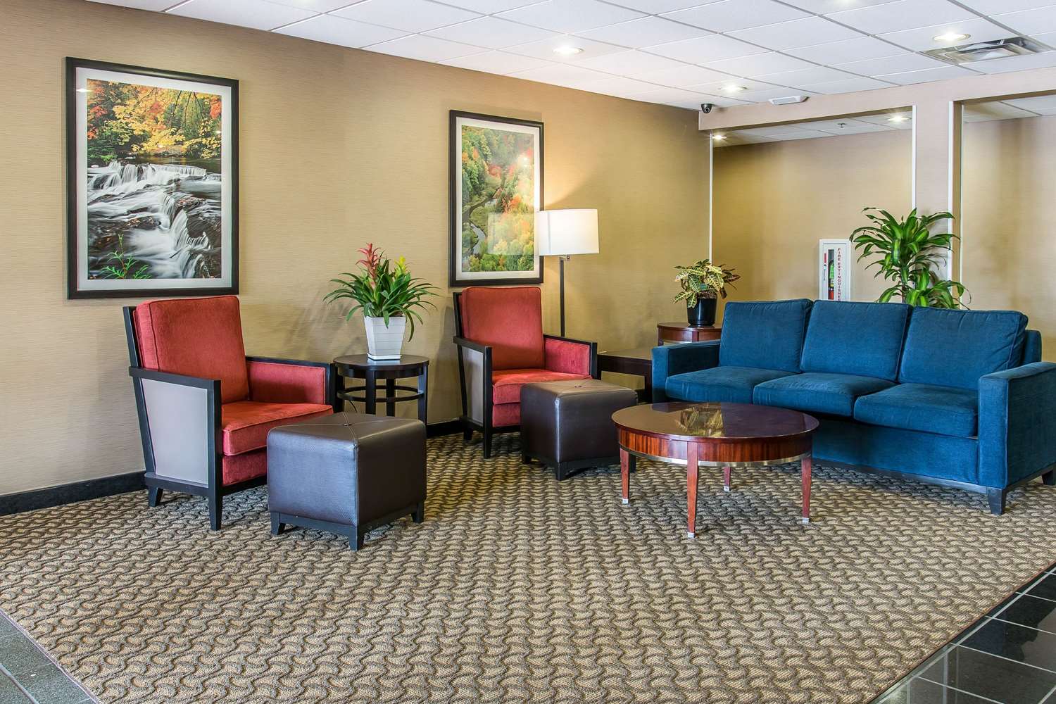Comfort Suites Wixom - Novi 19/32
