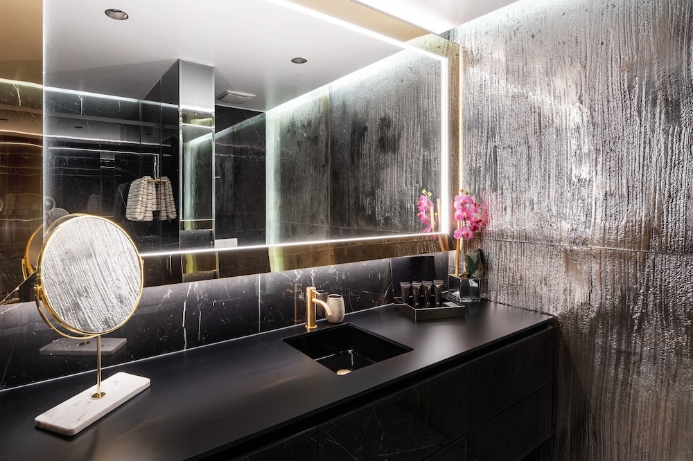 All Suites Hotel Posh 31/65
