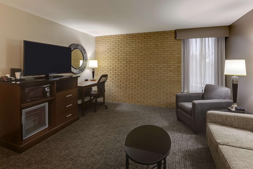 Drury Inn & Suites Columbus Dublin 29/38