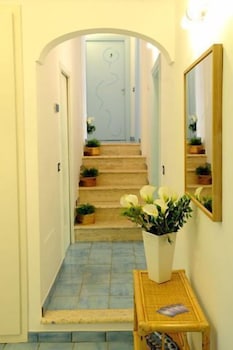 Sharon House 28/58