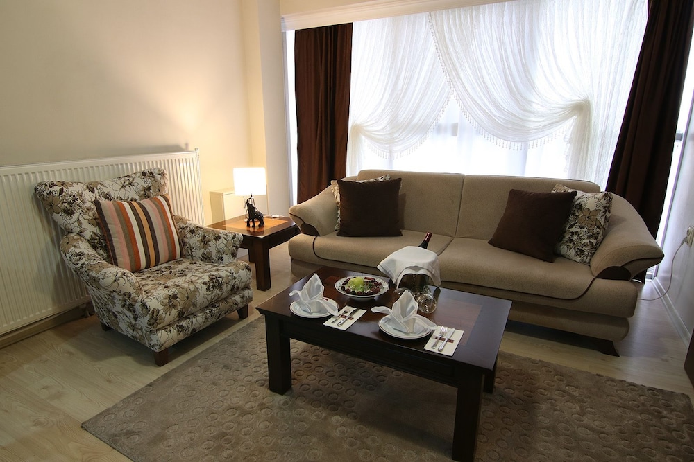 Royal Bilgic Hotel 18/35
