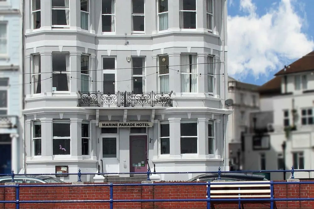 OYO Marine Parade Hotel Eastbourne Pier 1/60