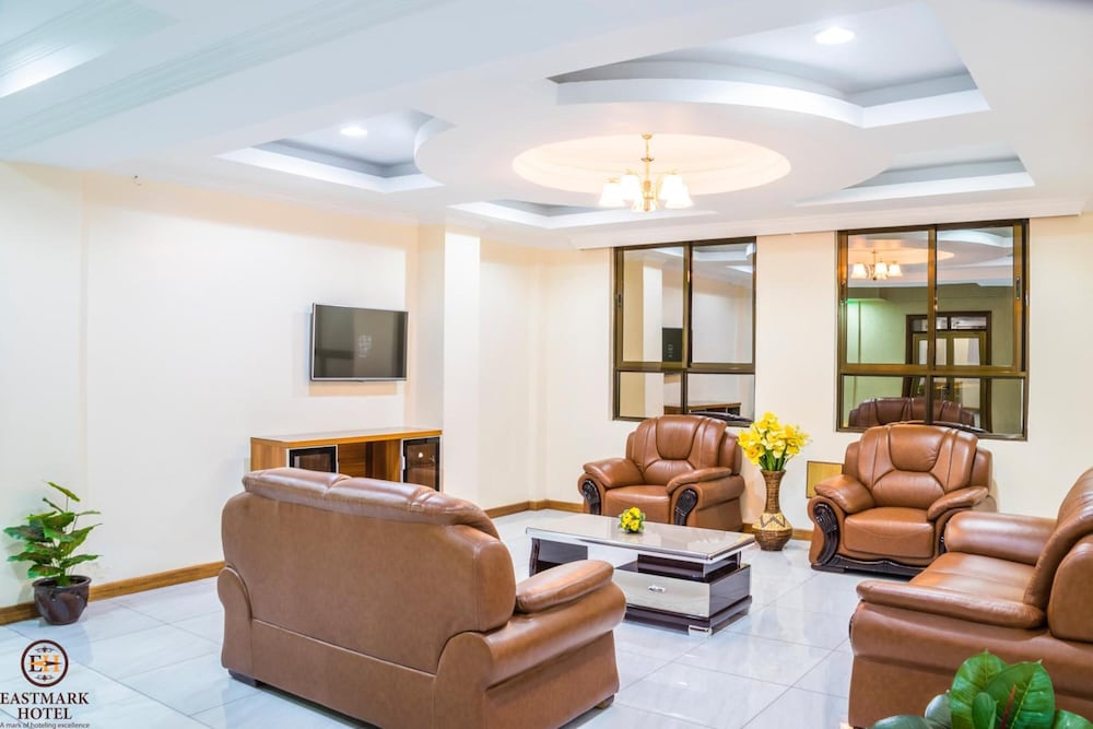 Eastmark Hotel 28/46