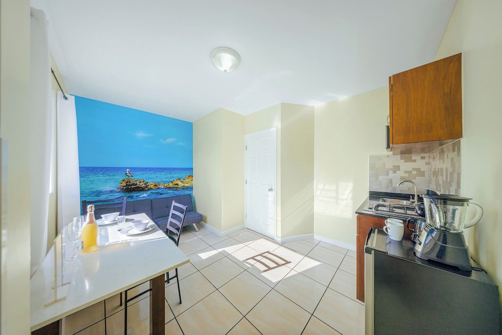 Agua Clara Eco Suites 39/65