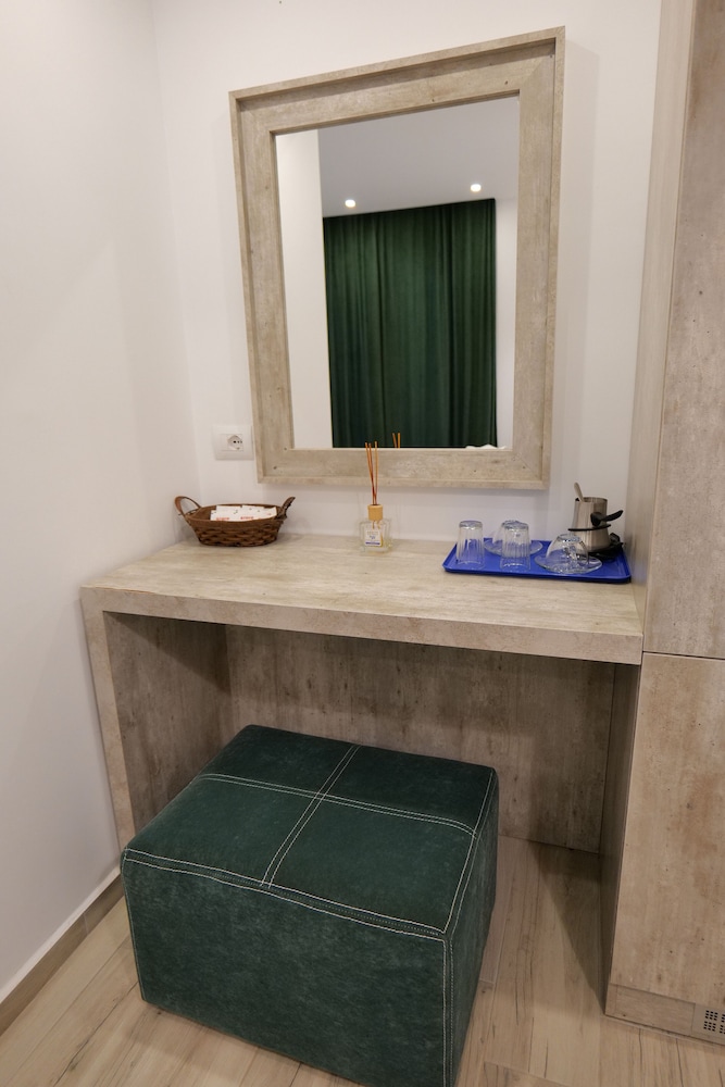 Hotel Kuburi 5/50