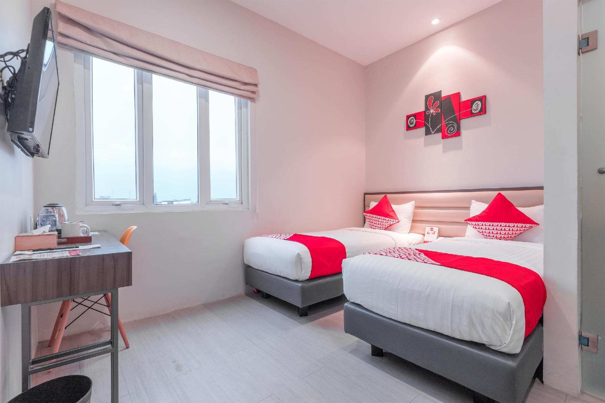 Versa Hotel Bekasi 9/23