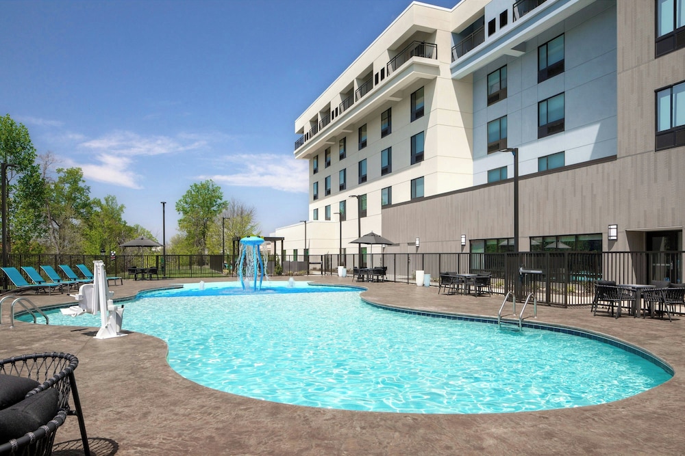TownePlace Suites by Marriott Pigeon Forge 43/50
