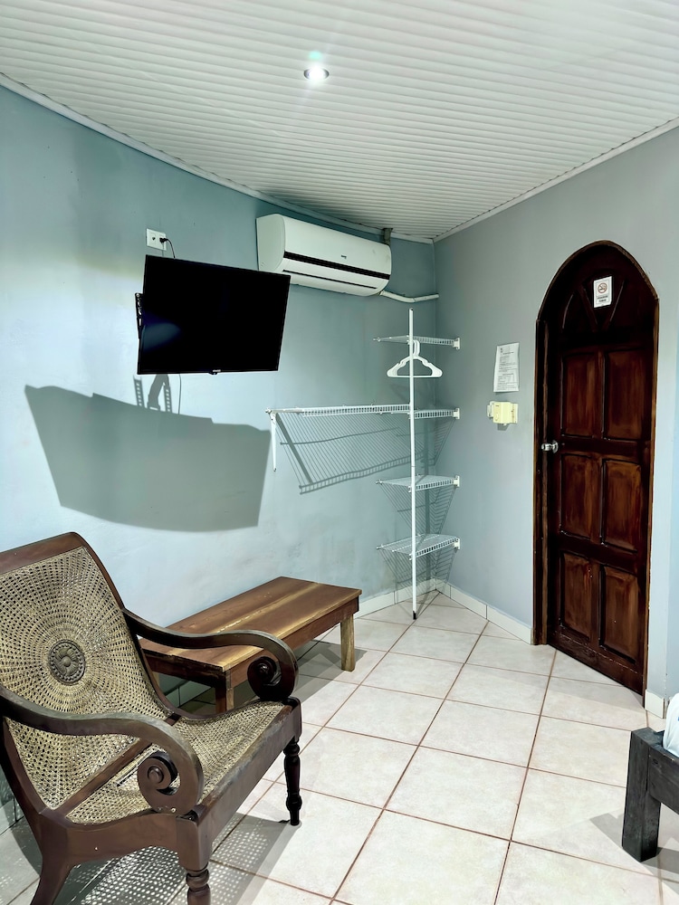 Hotel Colibri 27/50