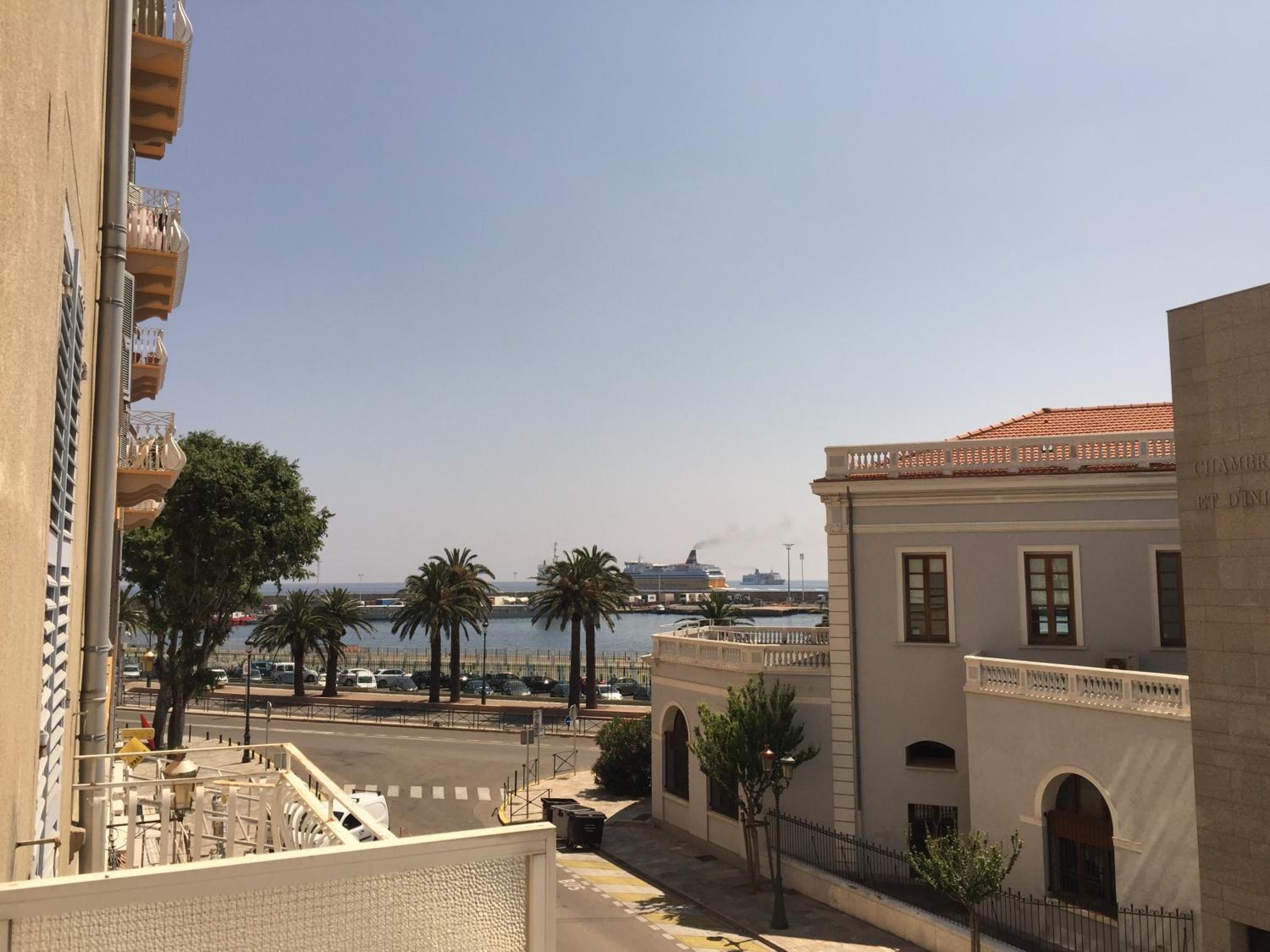 HOTEL RIVIERA 40/54
