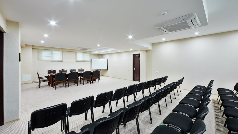 Lisi Hills Hotel 37/50