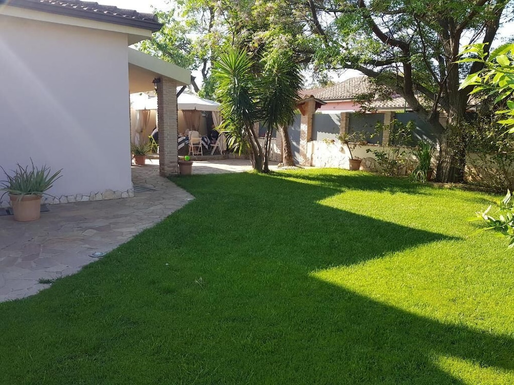 Gentarrubia - B&B 36/50