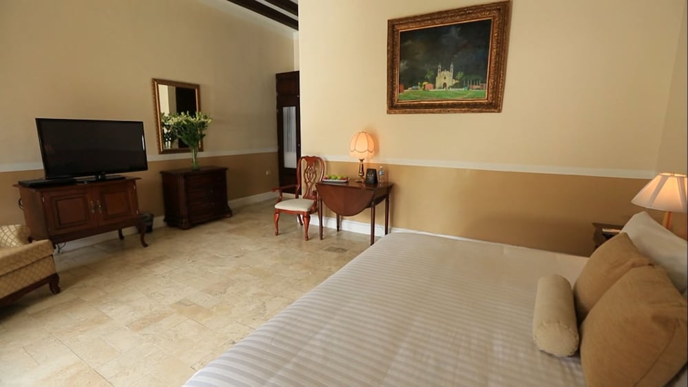 Casa Lucia Hotel Boutique 40/55