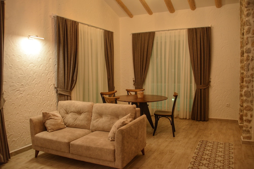 Z Exclusive Hotel And Villas 21/30