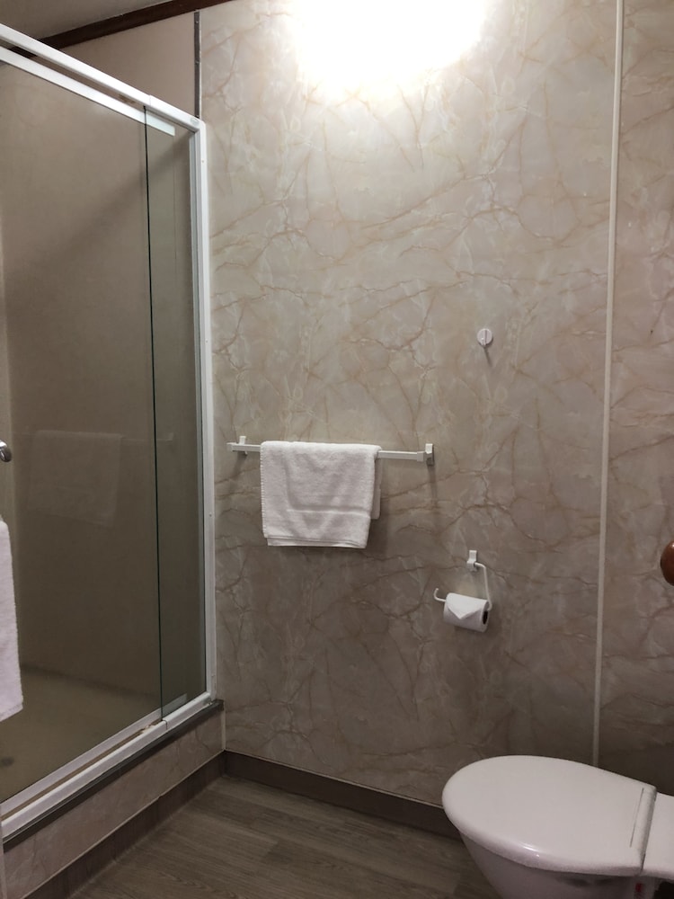 Alcamo Hotel 60/66