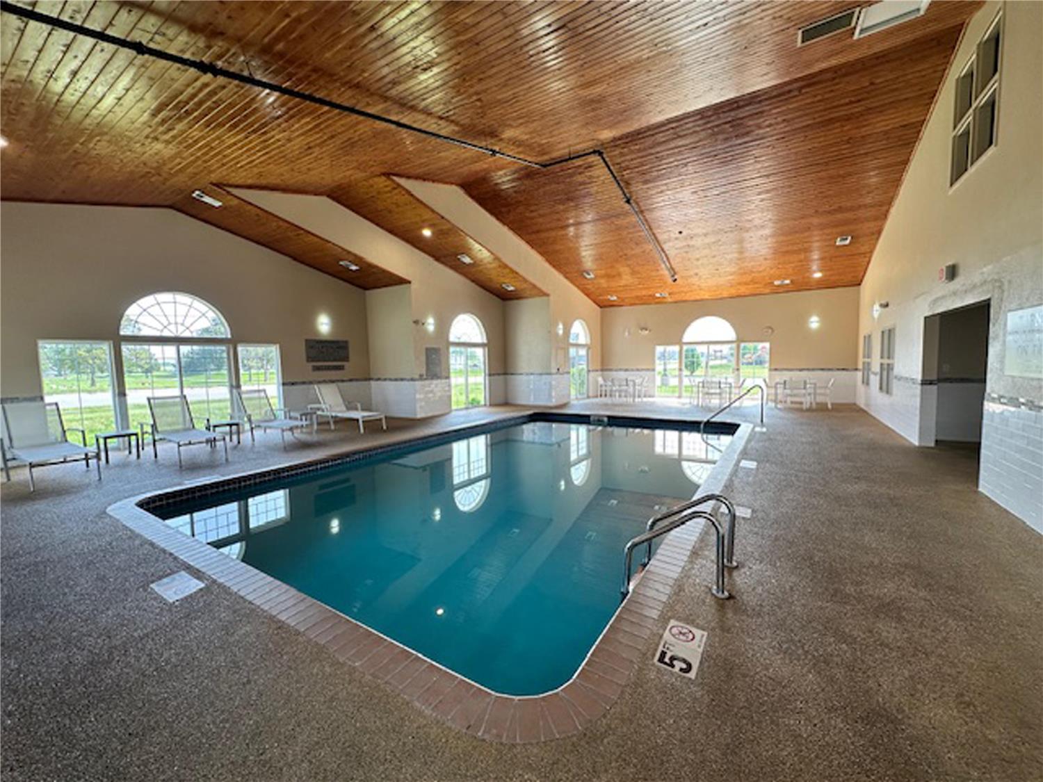 Best Western Harmony Inn Fort Dodge Iowa 12/16