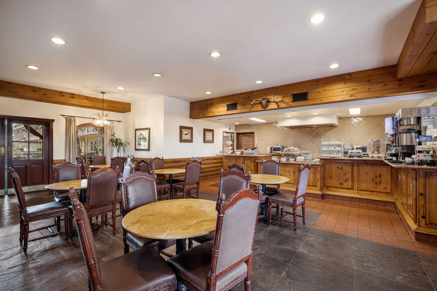 Best Western Corona Hotel and Suites 23/33