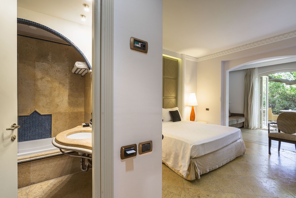 Romano Palace 26/64