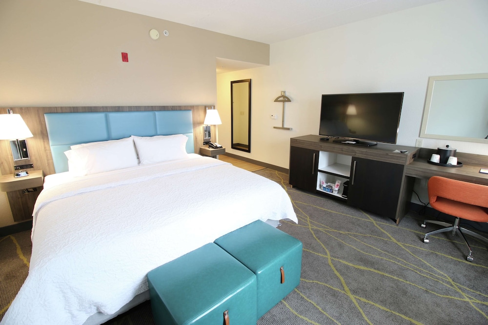 Hampton Inn Suites Palm Coast 19/72