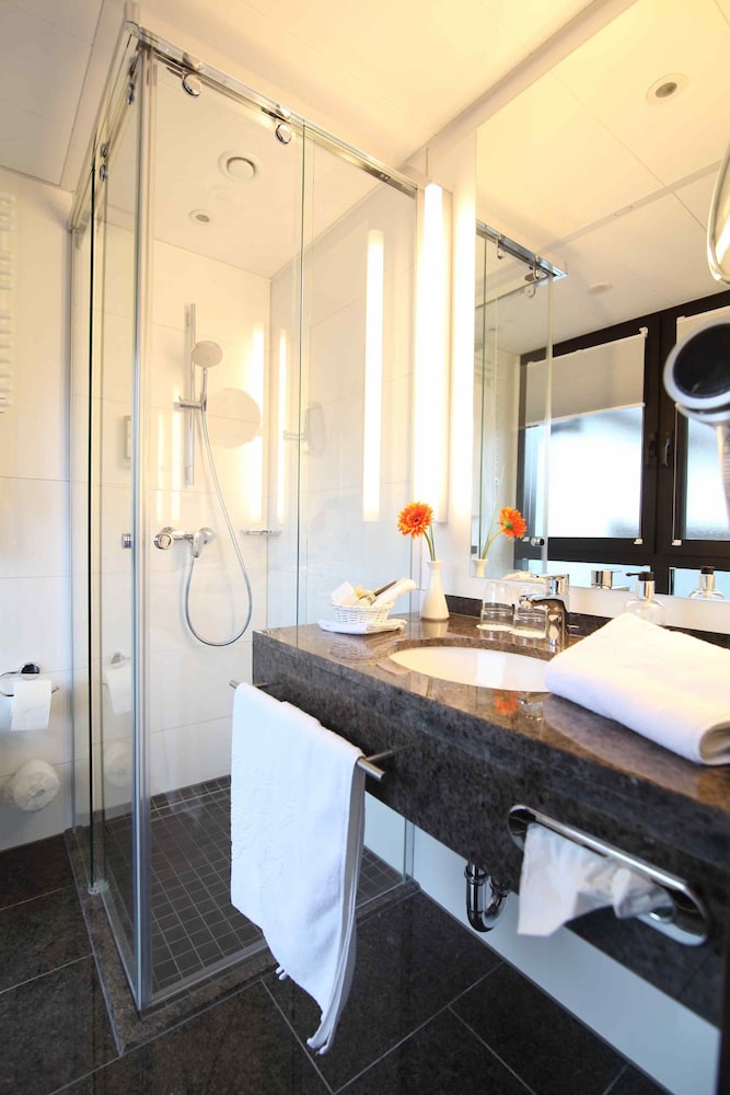 Parkhotel Wittekindshof 25/64