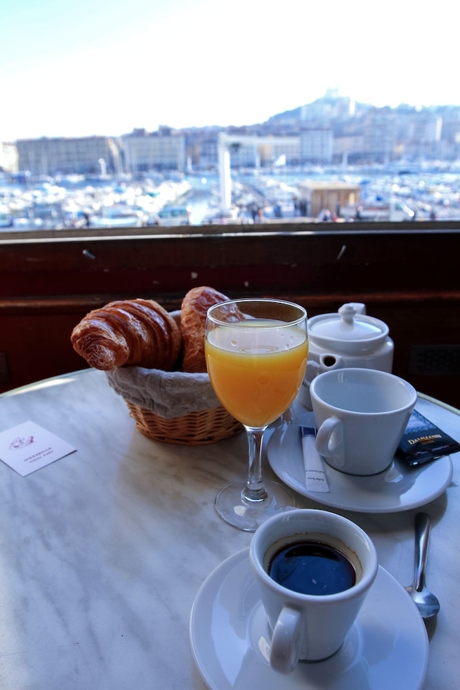 Hotel Bellevue Marseille 46/74