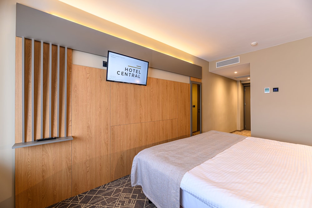 Hotel Central Pascani 22/60