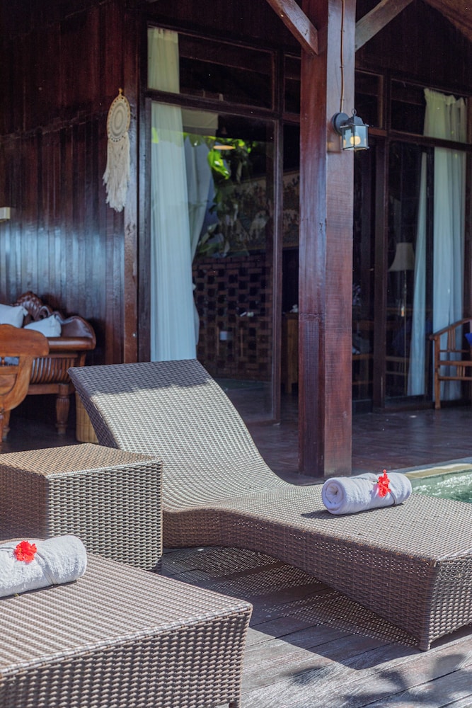 Kampung Canggu 25/50