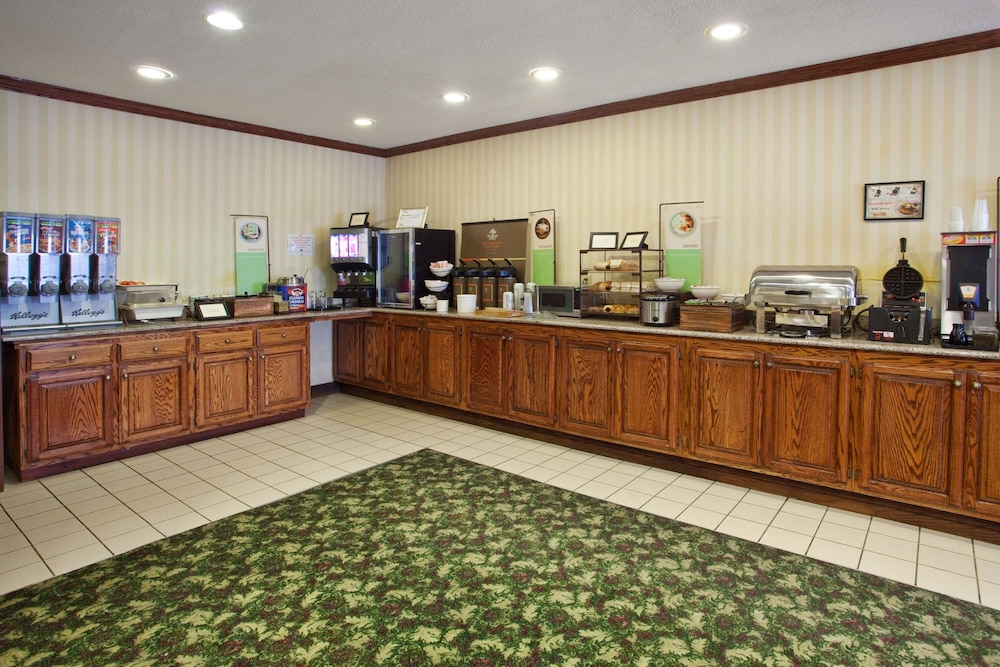 Country Inn & Suites by Radisson, Hiram - Atlanta Northwest 3/21