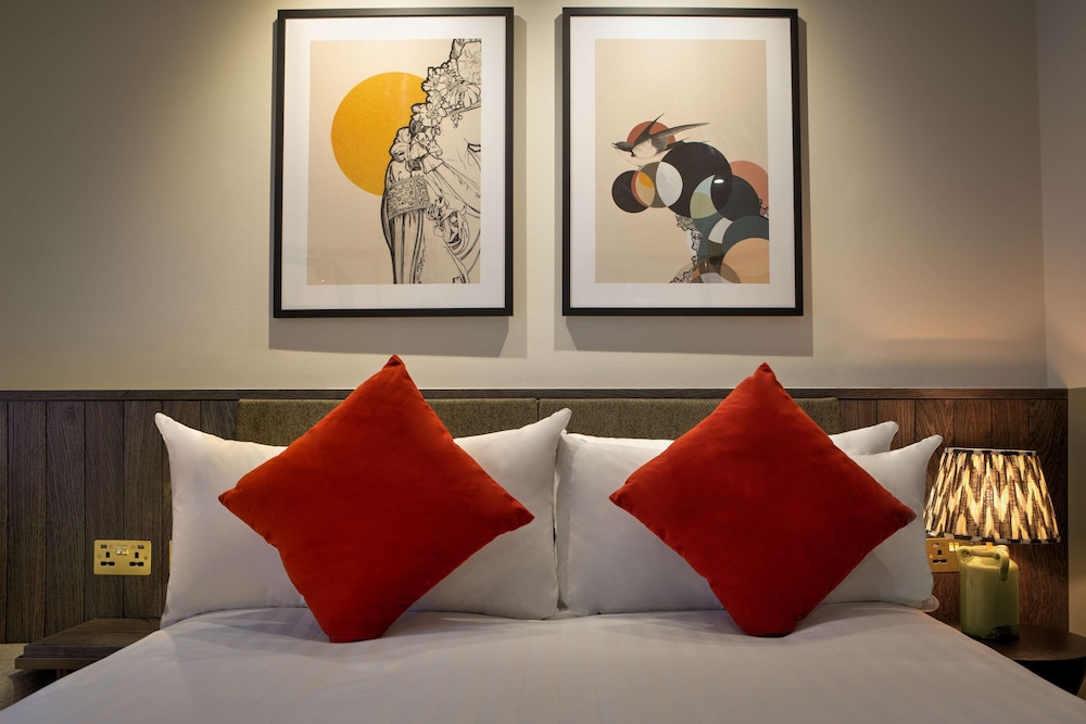 The Samuel Ryder Hotel St. Albans, Tapestry Collection by Hilton 34/38