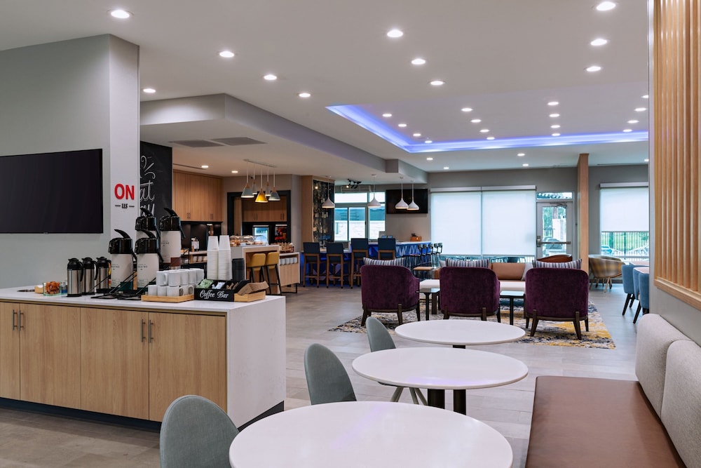 TownePlace Suites by Marriott Stafford Sugar Land 20/28