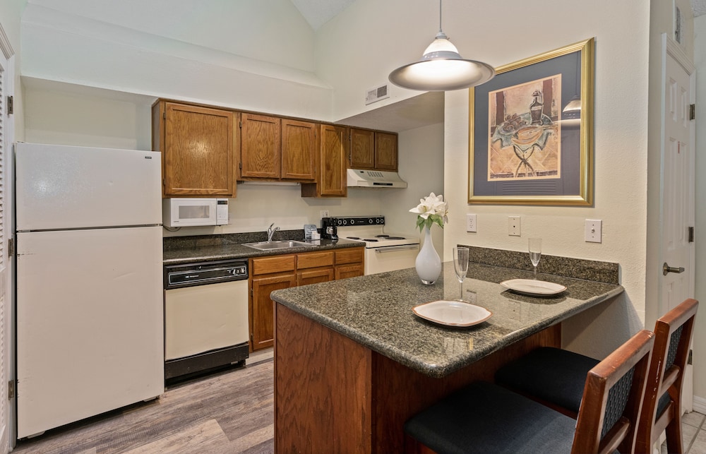 Chase Suite Hotel 31/33