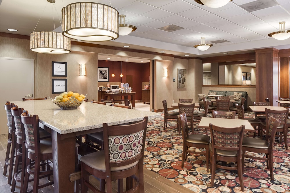 Hampton Inn Council Bluffs 30/41