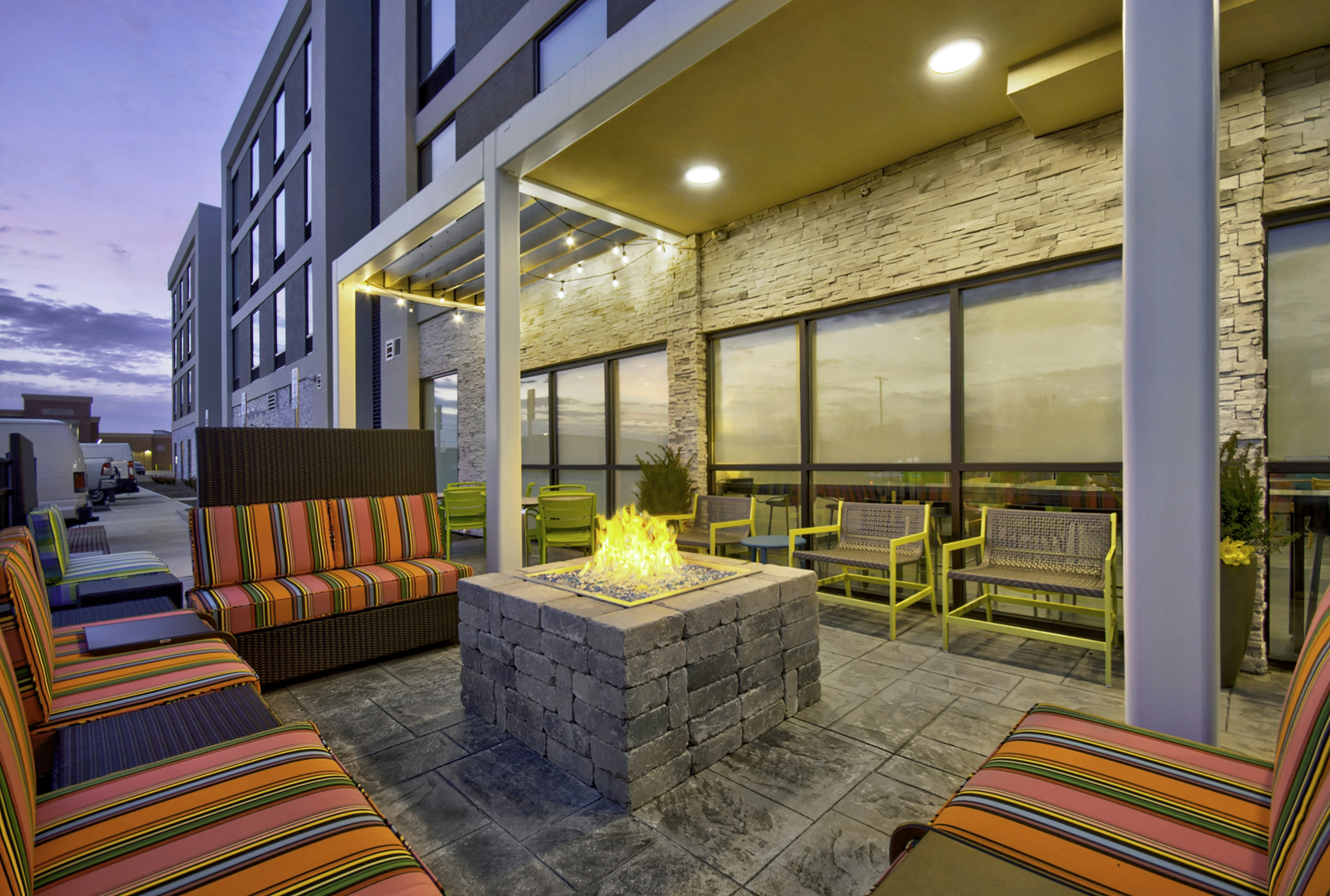 Home2 Suites by Hilton Whitetown Indianapolis NW 59/61