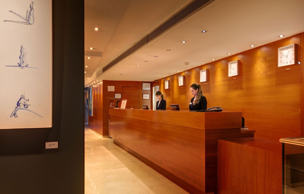 Acevi Villarroel Hotel 2/62