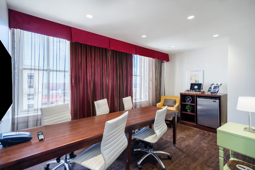 Hotel Indigo Nashville at The Countrypolitan 47/77