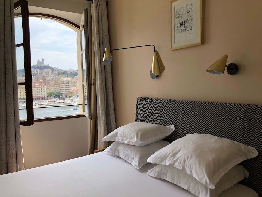 Hotel Bellevue Marseille 7/74