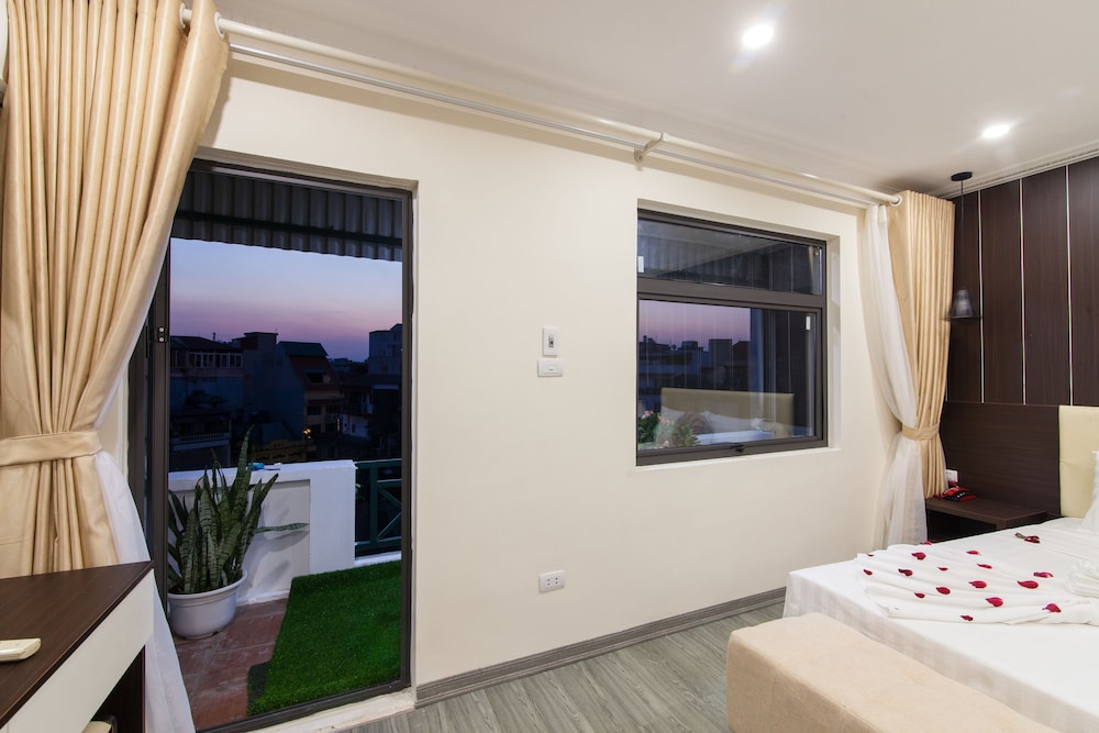 Hanoi Elpis Hotel 8/48