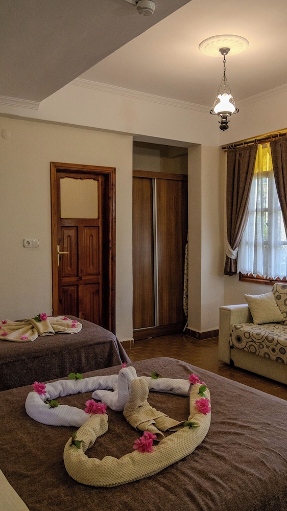 Yakamoz Hotel 29/44