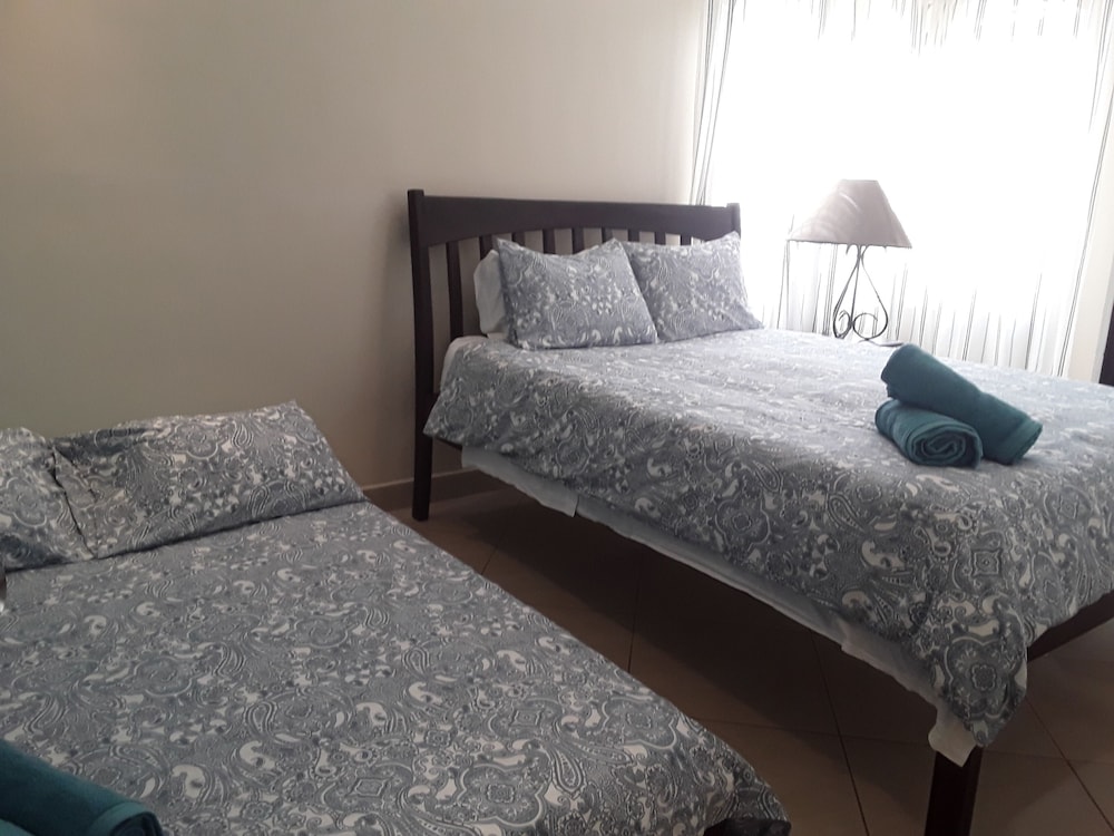Las Brisas Resort and Villas 12/50