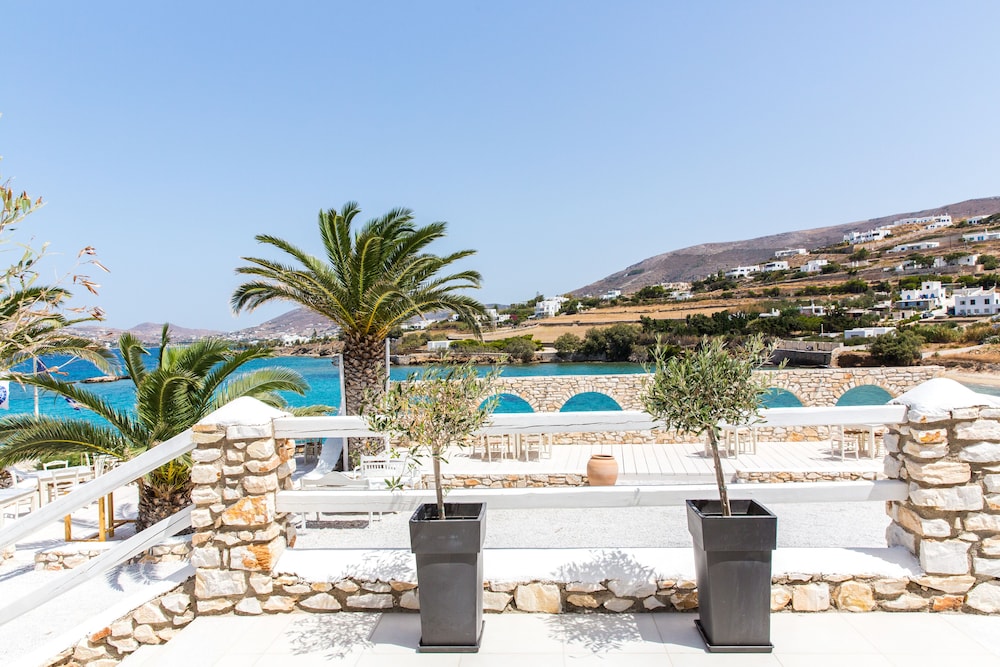 Paros Bay 11/64