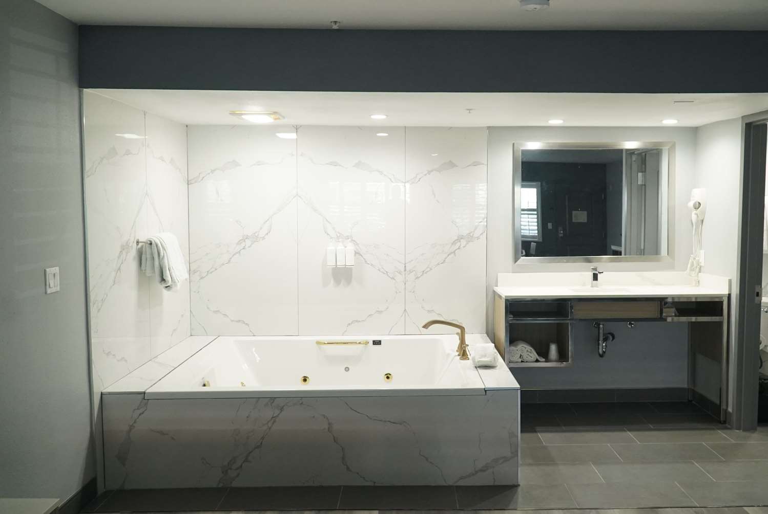 Travelodge by Wyndham Whittier 31/33