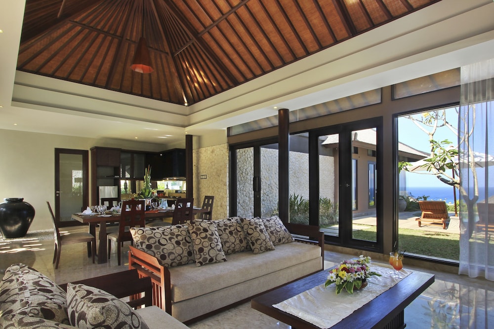 Ulu Segara Luxury Suites Villas 26/50