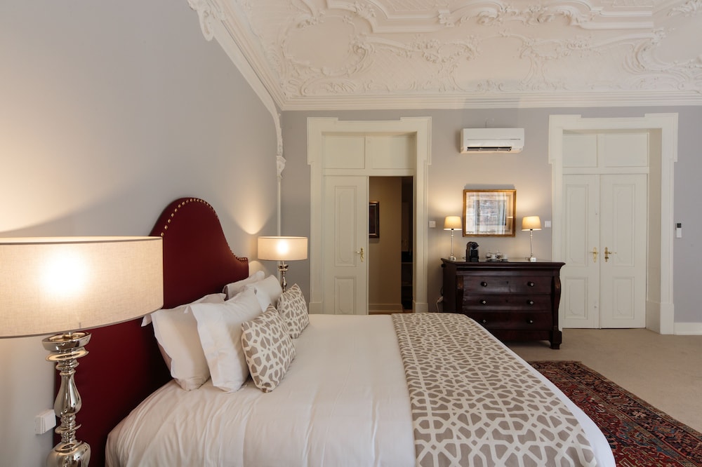 Dear Lisbon Palace Chiado Suites 9/63