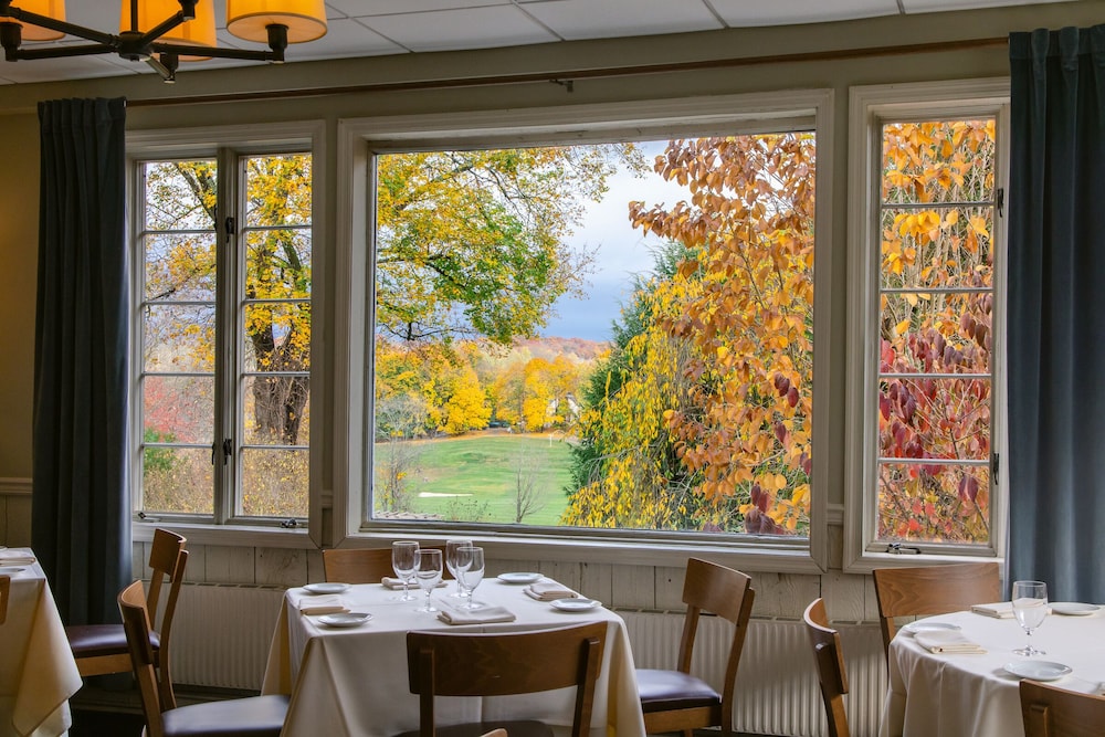 Crabtree Apos S Kittle House Restaurant Inn 46/52