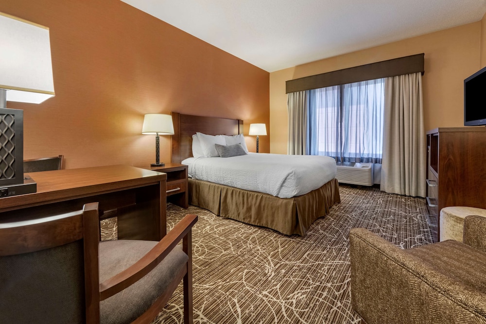 Best Western Plus Chelsea Hotel 12/37